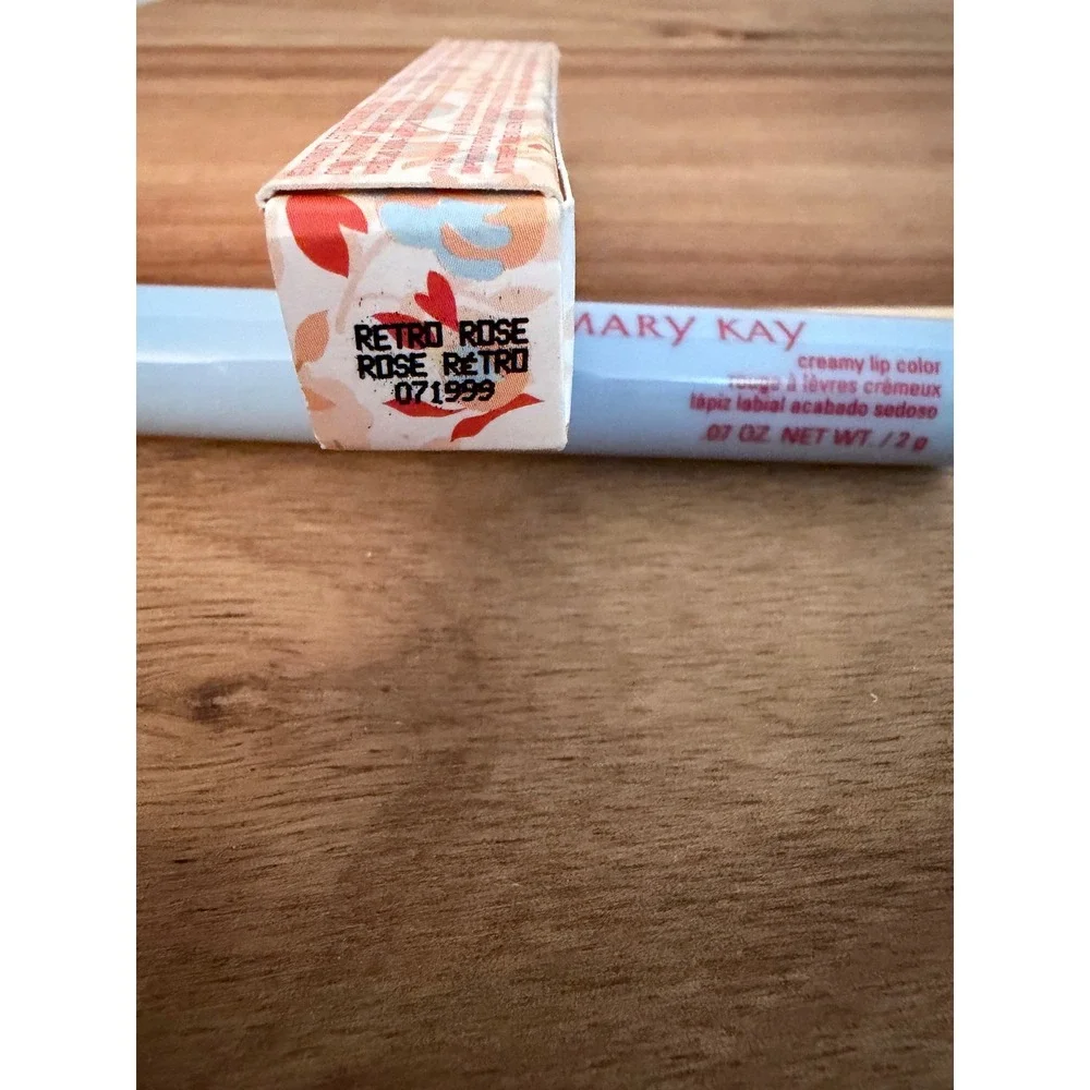 Mary Kay Retro Rose 071999 Creamy Lip Color New in Box